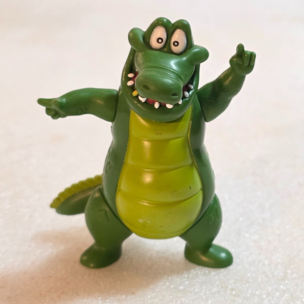 Rainforest Cafe Nile the Crocodile 3" Tall Green PVC Action Figure Posable 2000